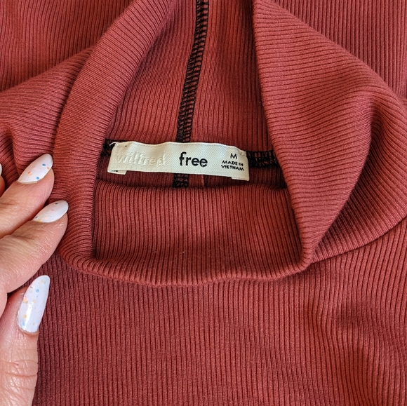 Wilfred Free Moon turtleneck - Picture 10 of 12